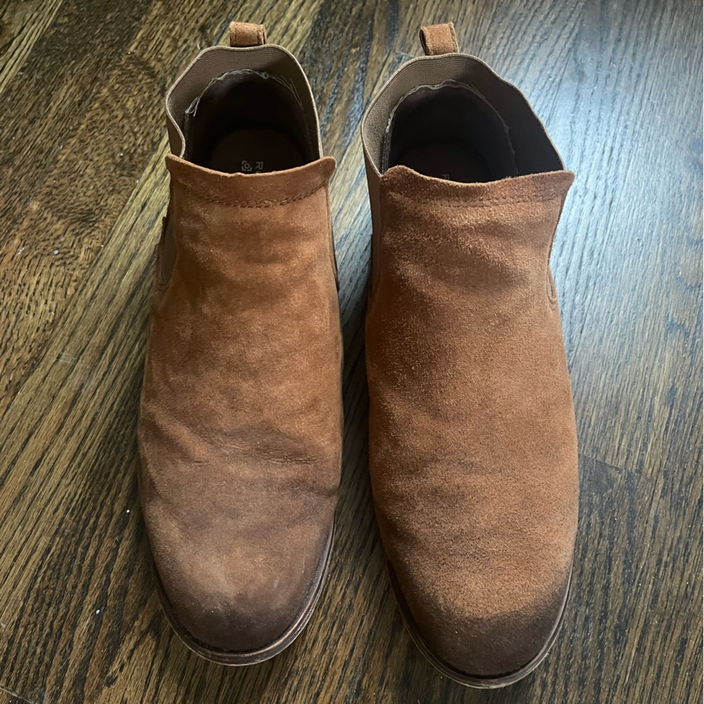 Rockport Women's Suede Chelsea Boot